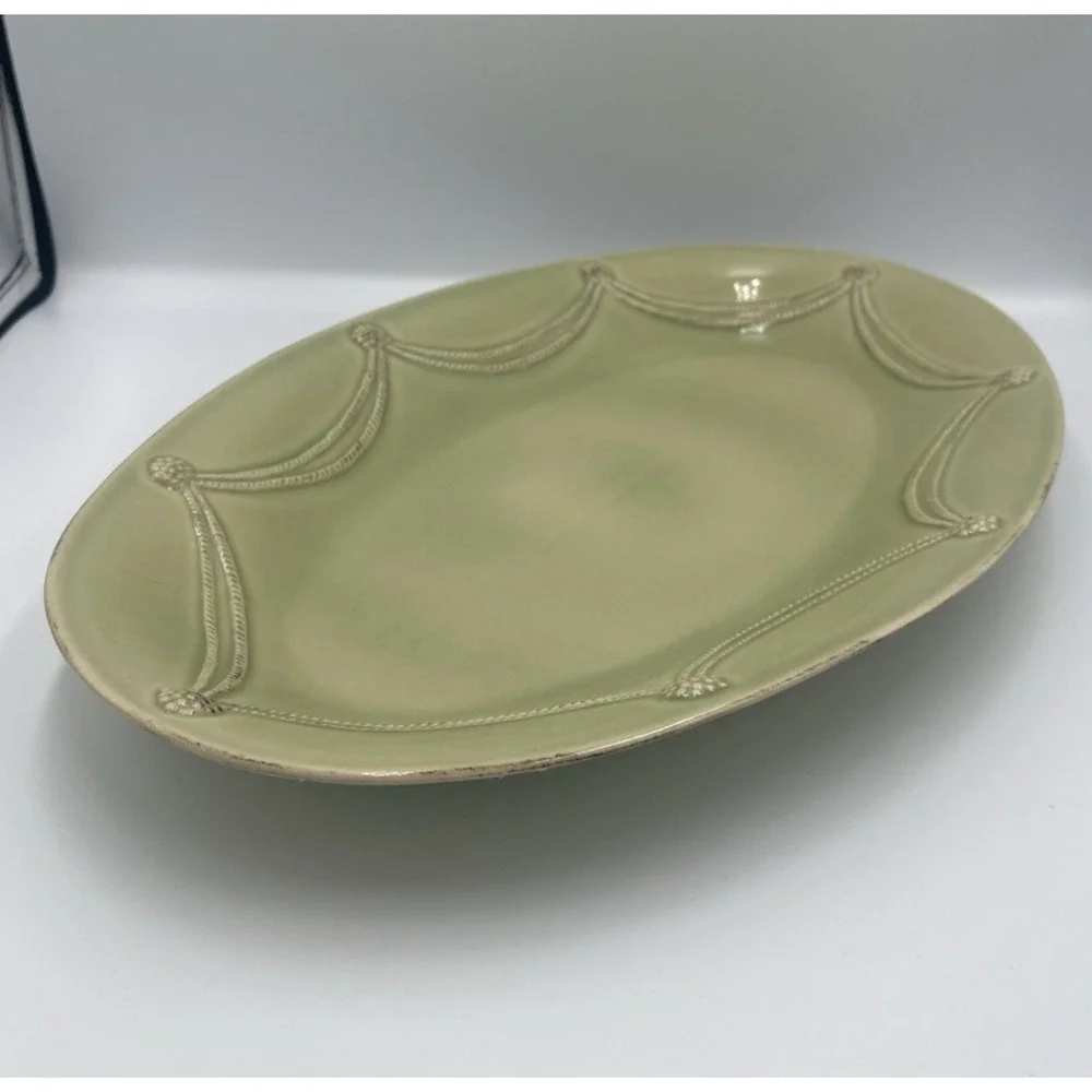 NEW JULISKA Berry & Thread Pistachio Green Oval Serving Platter 17 3/4